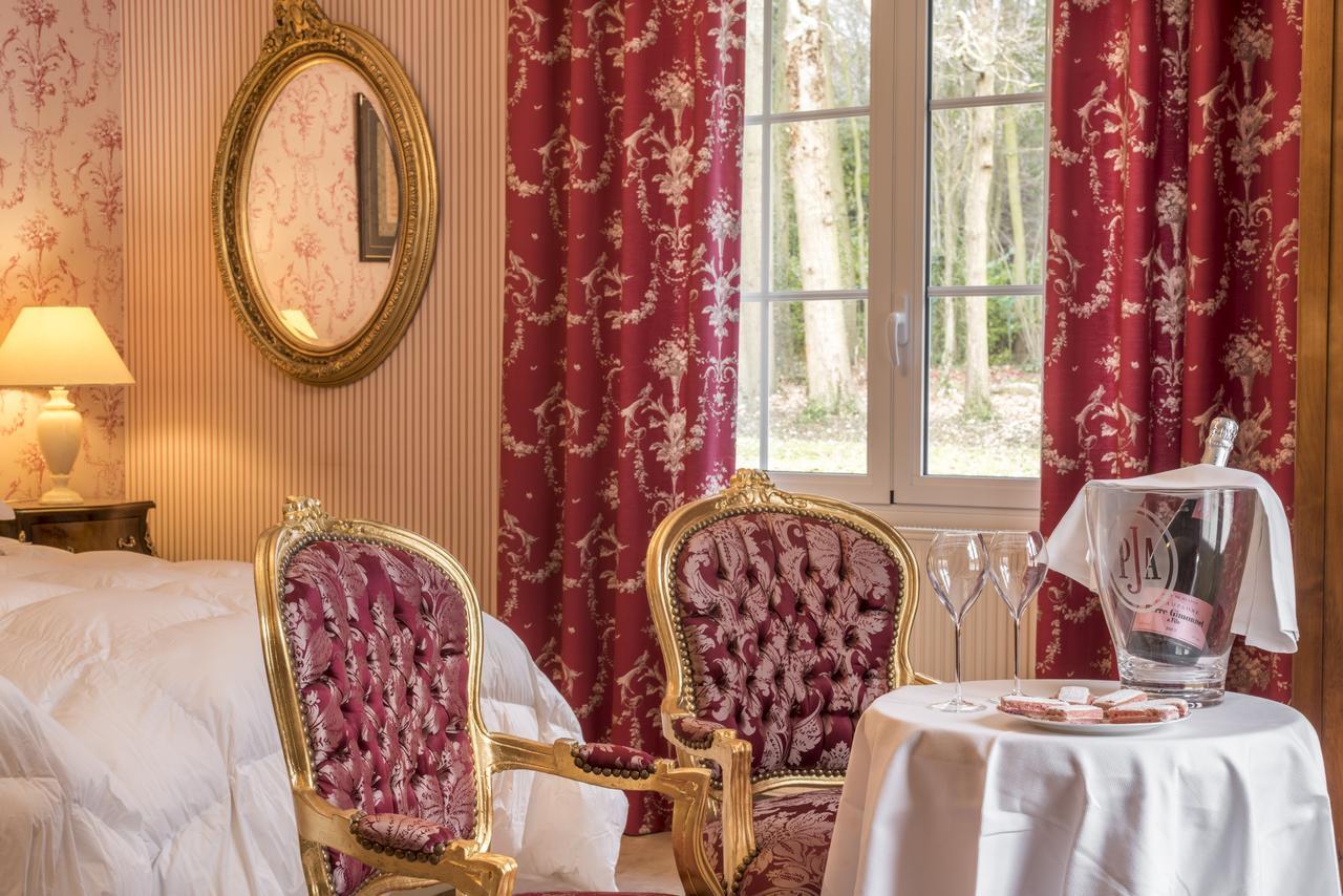 Domaine Du Bois Des Anges Bed & Breakfast Germigny-l'Eveque Exterior photo